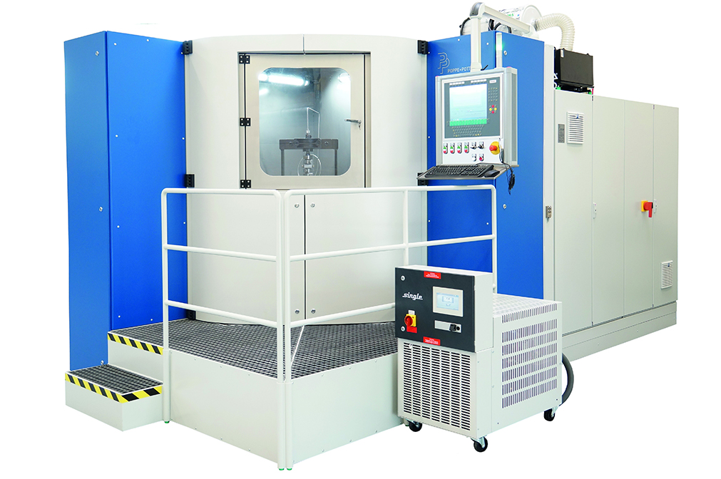 Pressure Cycle Test Bench for Offshore and Automotive Components. Tests with Oil, Water and Glycol